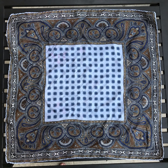 ‘Blue Paisley’ Vintage Head Scarf - Picture 3 of 13